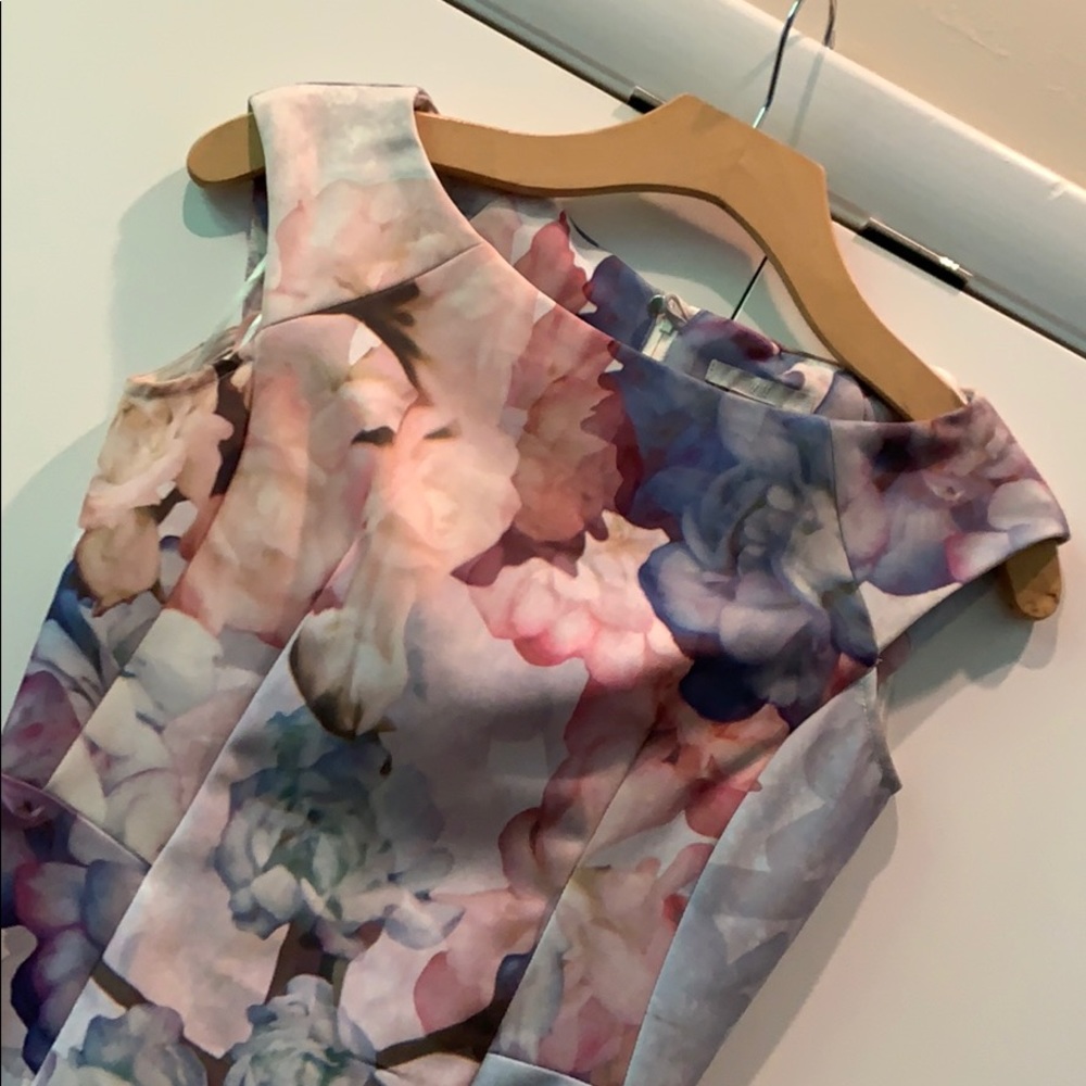 H&M Floral Dress - Picture 2 of 3